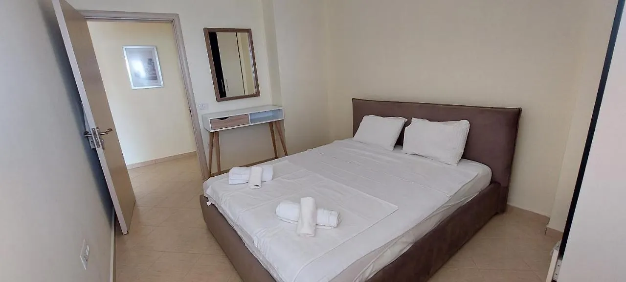 Kledia'S Apartment Durrës