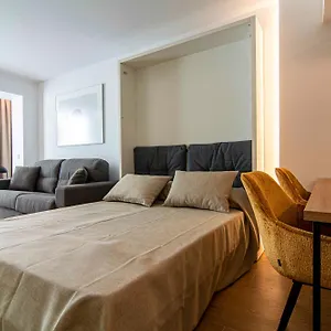 https://apartamentos-1-abril.hotelsinnerja.org