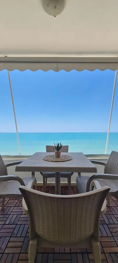 Kledia'S Apartment Dıraç