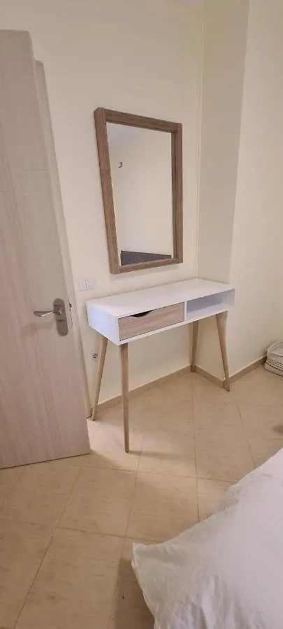 Kledia'S Apartment Dıraç