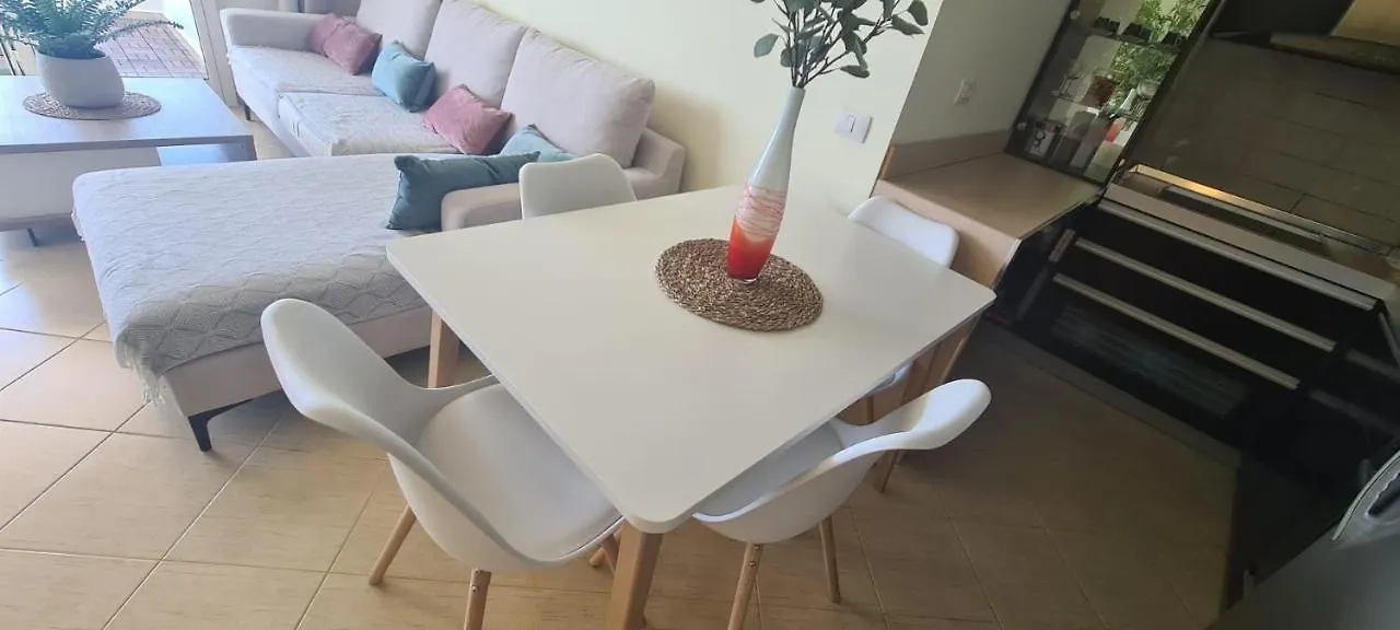 Kledia'S Apartment Dıraç