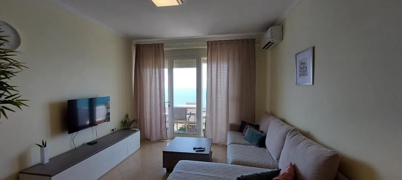 Kledia'S Apartment Dıraç