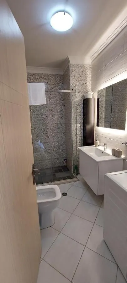 Kledia'S Apartment Dıraç